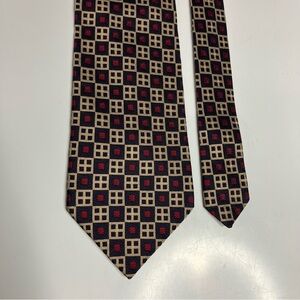 Vintage Neiman Marcus tie 100% silk